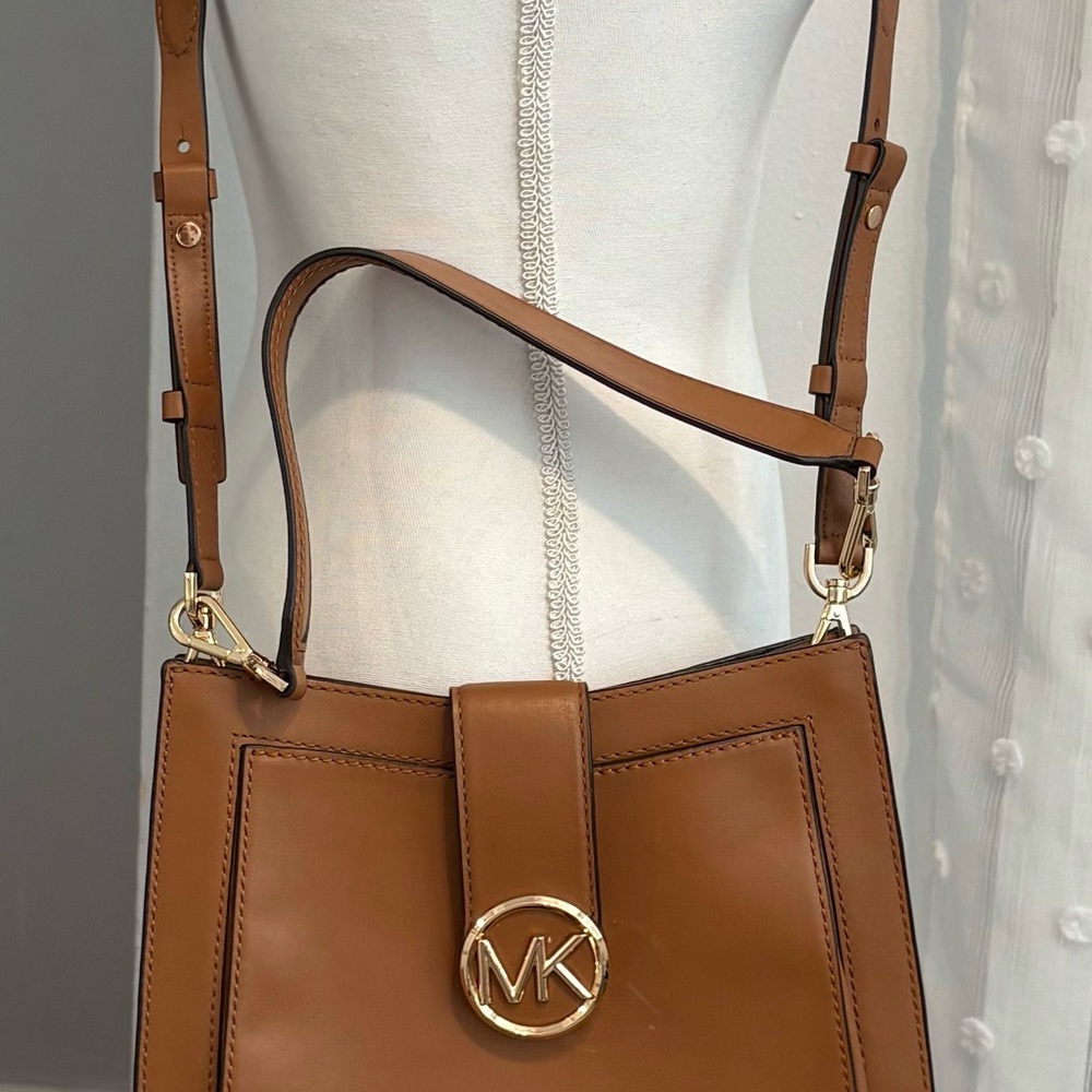 Michael Kors Tan Leather Shoulder Bag